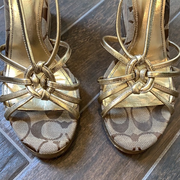 Authentic Coach - Gold cork wedges - Picture 4 of 9